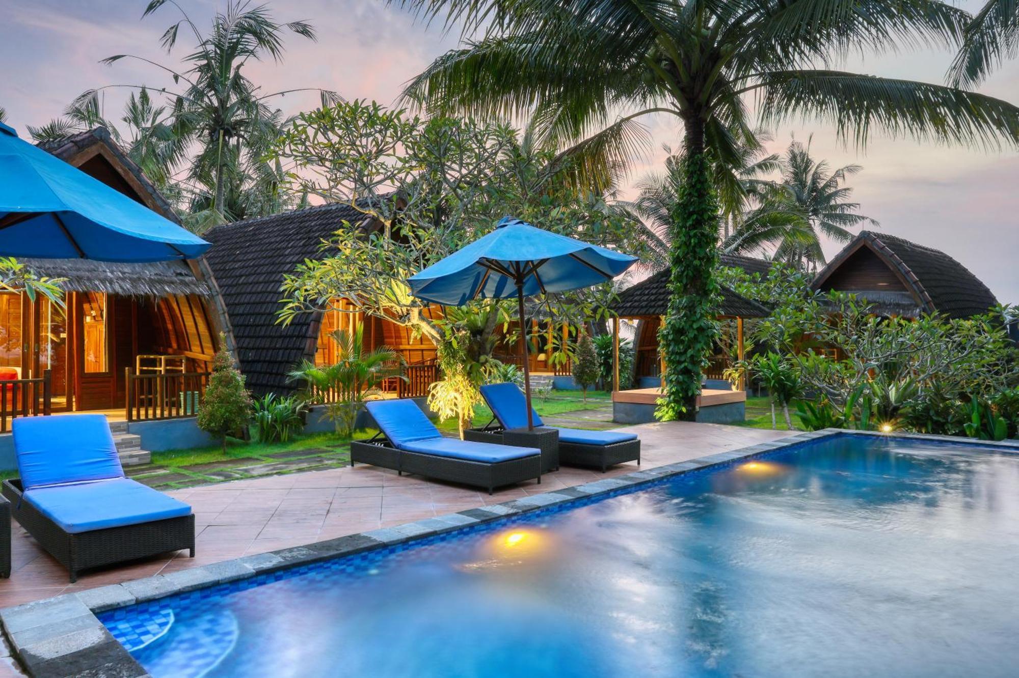 Kelingking Tatakan Bungalow Batumadeg Bagian luar foto