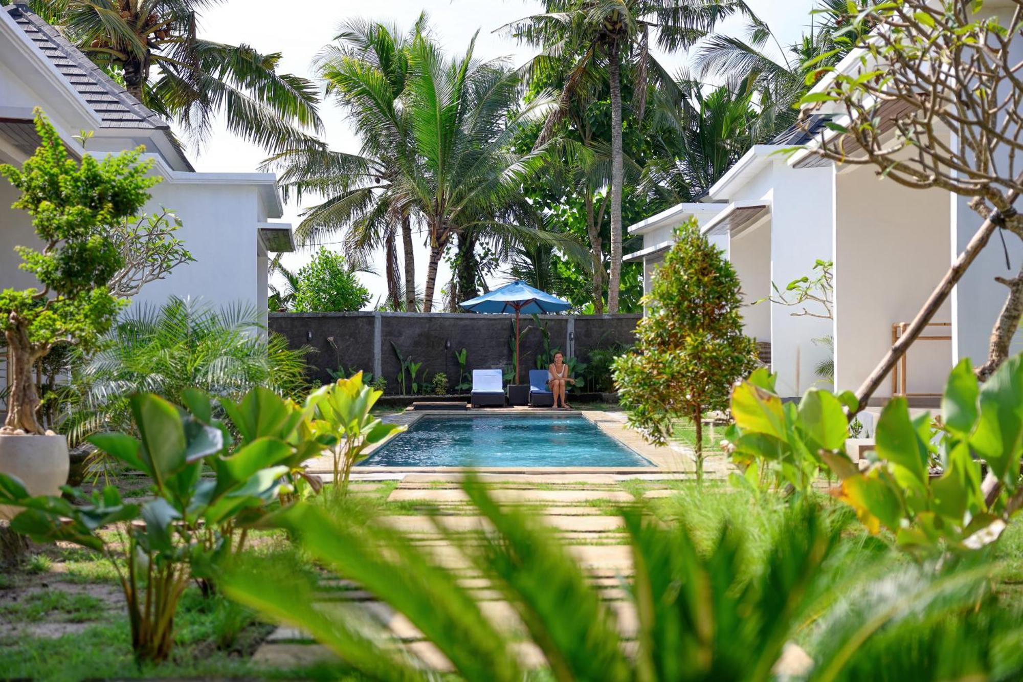 Kelingking Tatakan Bungalow Batumadeg Bagian luar foto