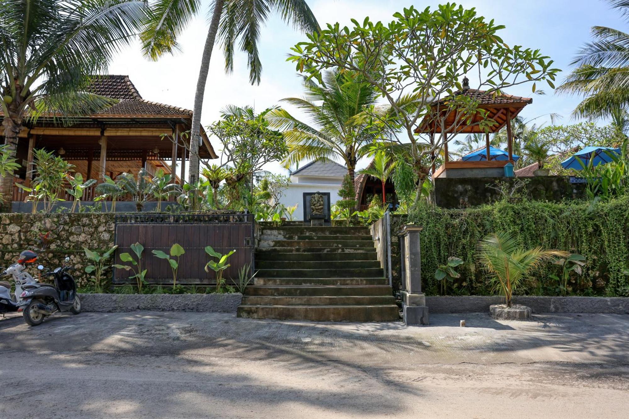 Kelingking Tatakan Bungalow Batumadeg Bagian luar foto
